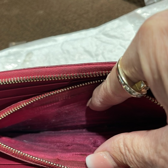 Prada Pink Women's Wallet L shape comes with COA offers are great! - Picture 6 of 15